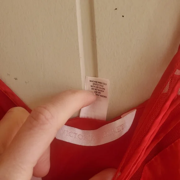 VTG Victoria's Secret LingerieLarge 100% Silk Red Babydoll Slip Dress …